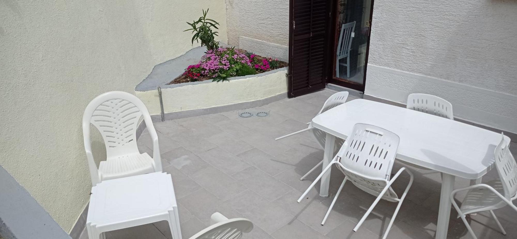 Apartments Tatjana Martinšćica Exterior foto